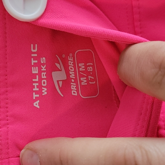 EUC Girls Althletic Woks Size 7-8 Hot Pink Capri Yoga Pants - Picture 2 of 4